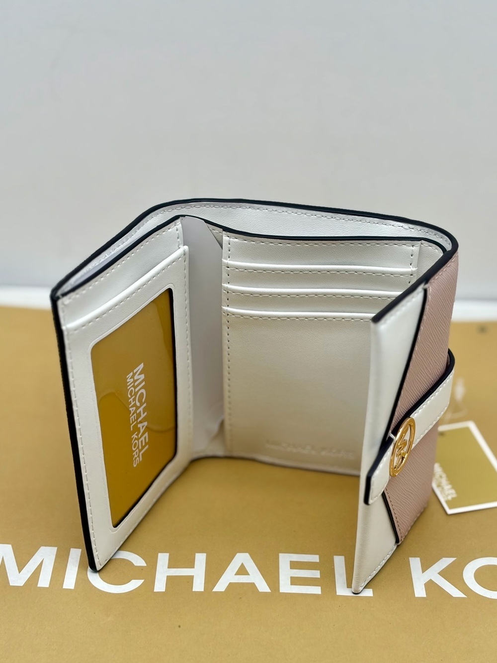 Michael Kors Blush Pink and White MK Signature Compact Wallet - Picture 7 of 16